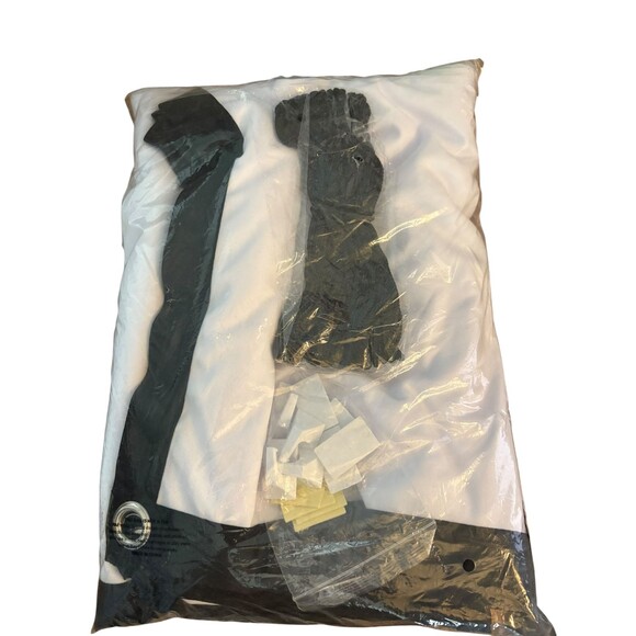 120” Projection Screen – Portable, Foldable, w/ Accessories (No Stand) - Picture 2 of 2